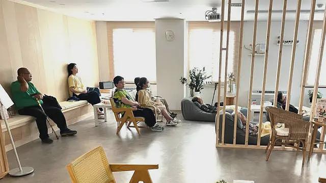 首尔“暖心便利店”: 这里如何抚慰孤独的韩国人(组图) - 2