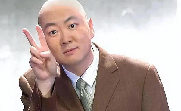 终身未婚未育郭冬临现状:独居北京,靠直播谋生(组图) - 1