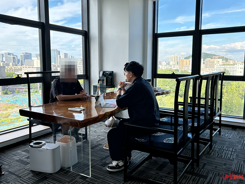 “假装上班公司”火了:花30元“上班”一天(组图) - 1