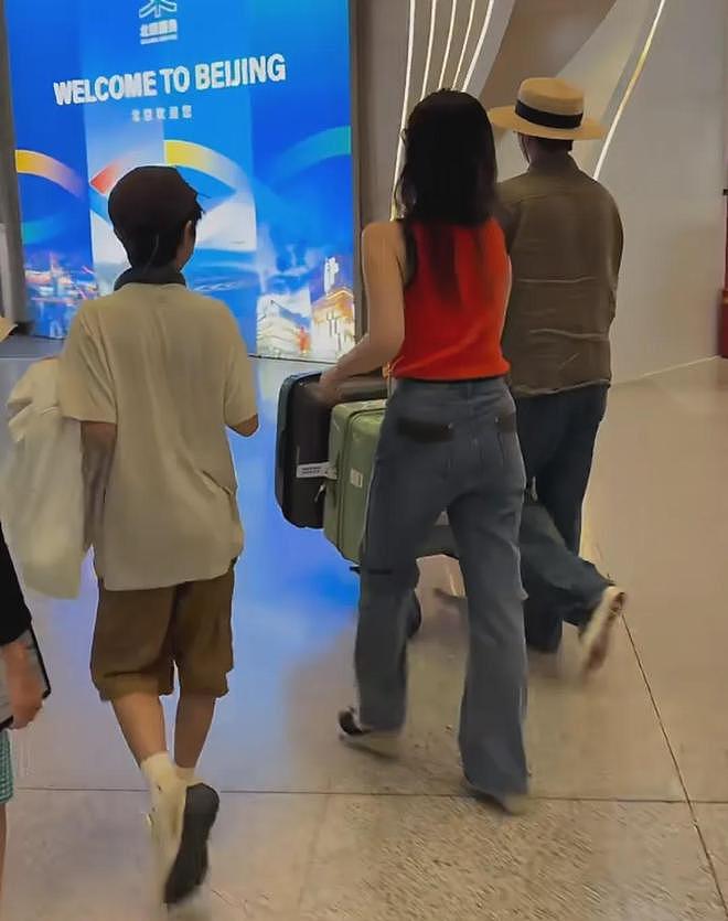 霍思燕代孕风波升级!女儿身高跟儿子差不多,遮掩多年不敢回应(组图) - 5