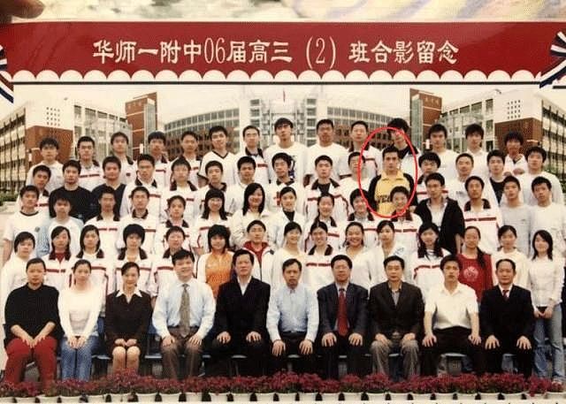 一个眼神封神!36岁双料影帝新片自毁形象让观众集体破防(组图) - 10