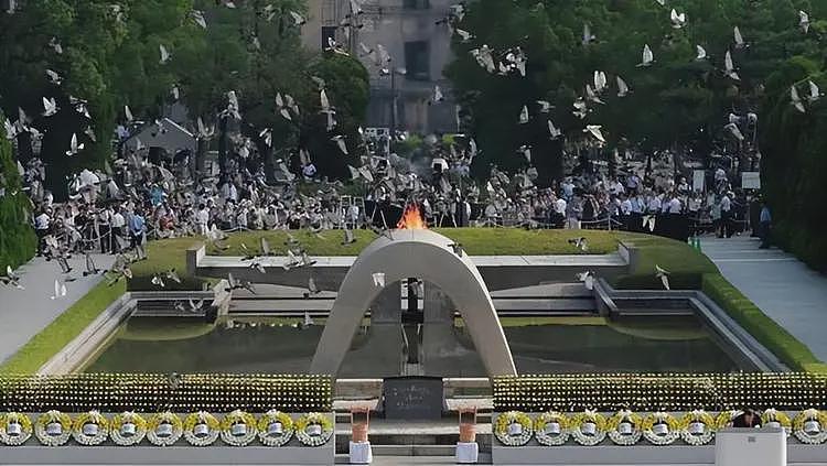 日本哭诉原子弹伤害,中国记者犀利提问,谁炸的为什么炸,全场都尴尬了(组图) - 5