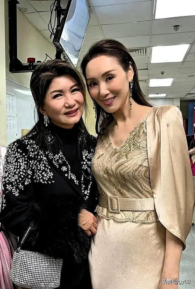 53岁郭可盈近照惊呆全网!拒千万片酬陪学霸女儿游瑞士(组图) - 1