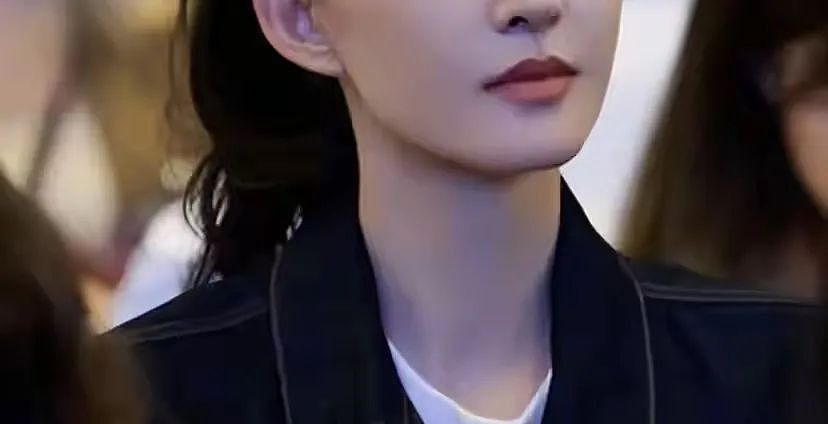 短剧圈钱真香,怪不得她都下海赚快钱了(组图) - 4