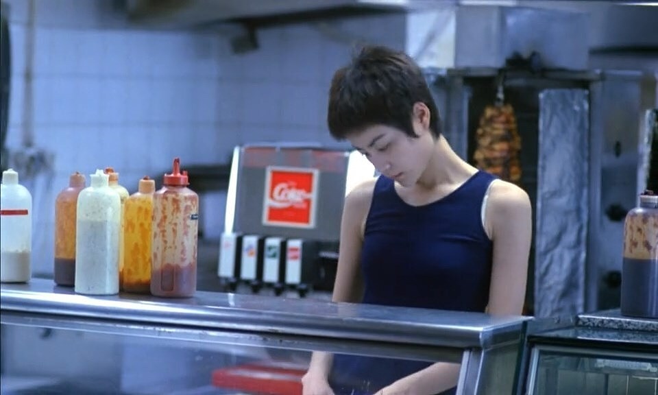 19岁李嫣活动上转圈圈打招呼,苗条清瘦像王菲,李亚鹏谈女儿一度泪目(组图) - 6