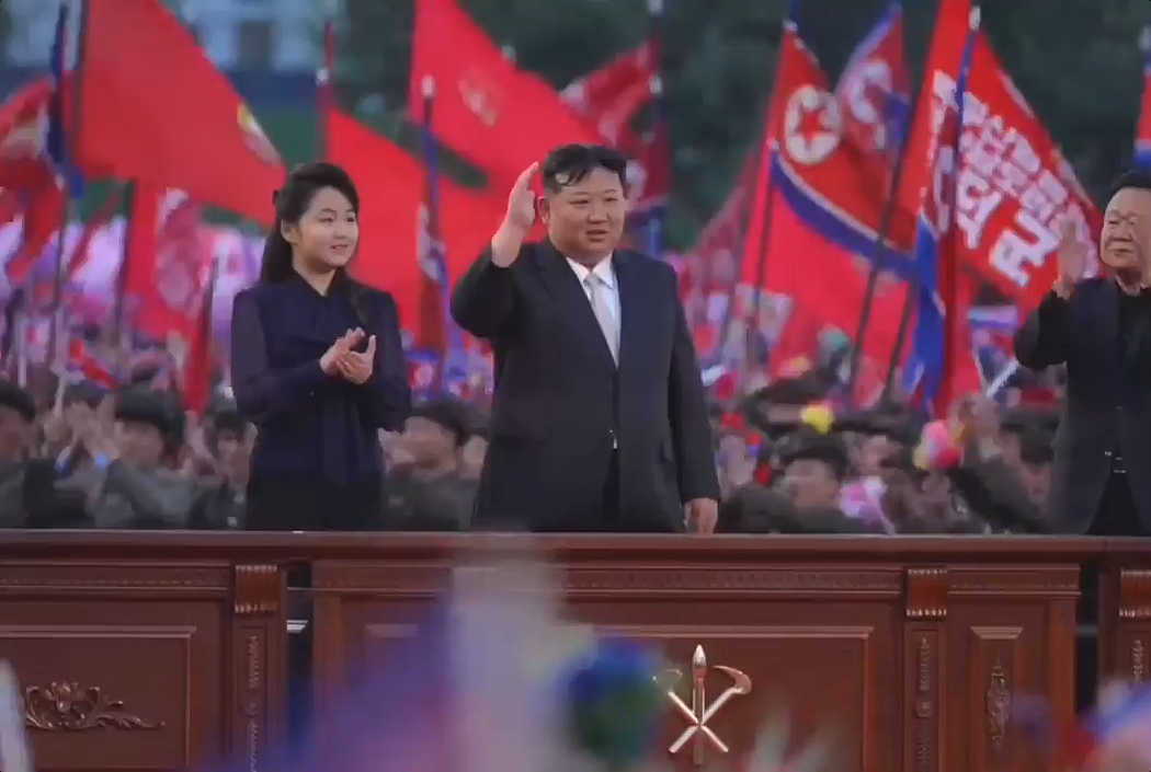 12岁的“伟大向导者”:金正恩如何为女儿打造接班人形象(组图) - 4