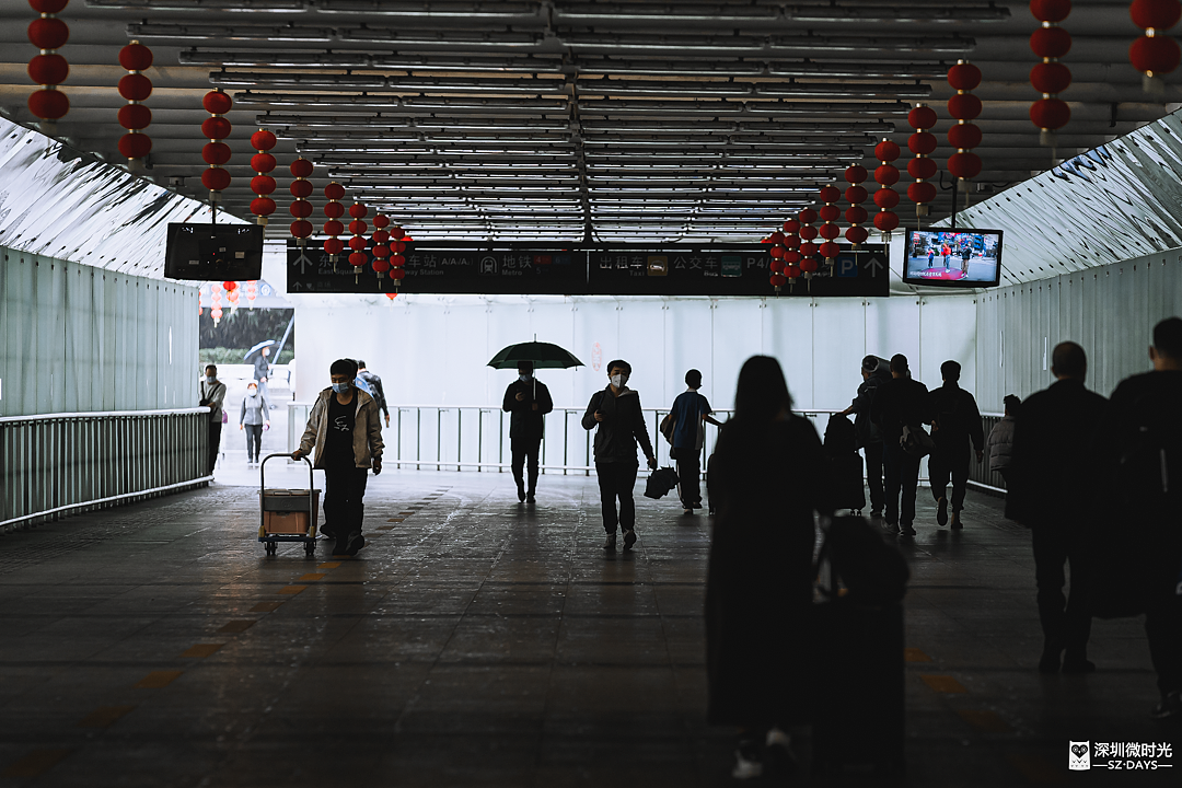 比白领香？留学生深圳豪宅当保安：空调房站2小时挣八千（组图） - 5