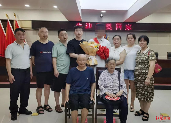 王浩文拐卖儿童案又一受害人找回：高考后才认亲（组图） - 3