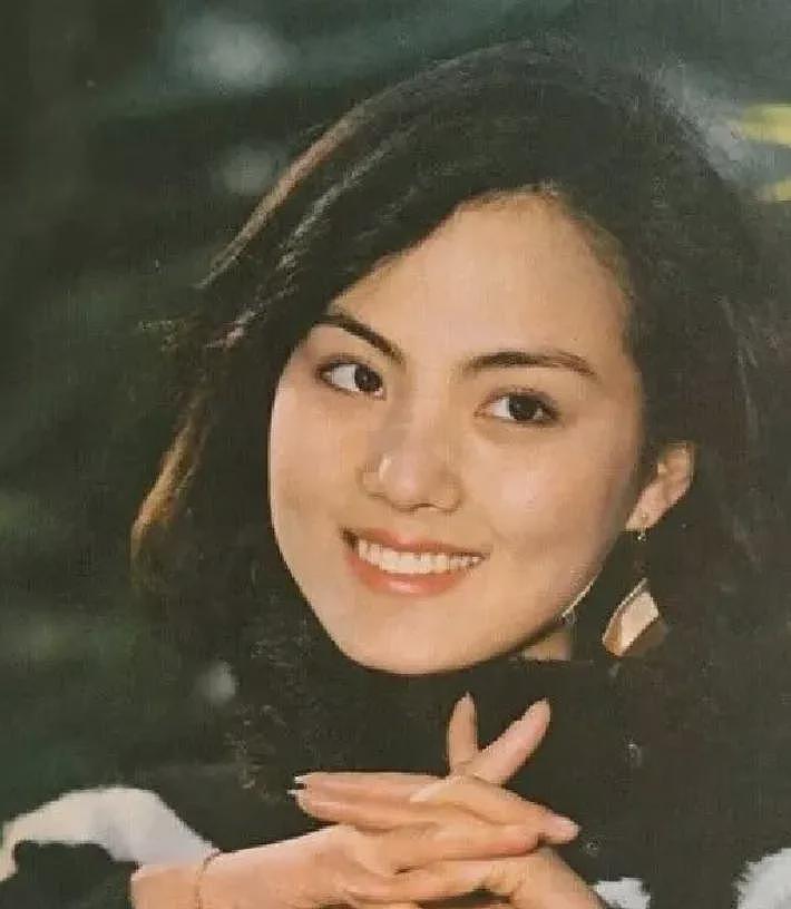 17岁拒演红楼梦，被香港导演“骗”走，28岁去世，导演评价：她很漂亮，但一肚子草包（组图） - 2
