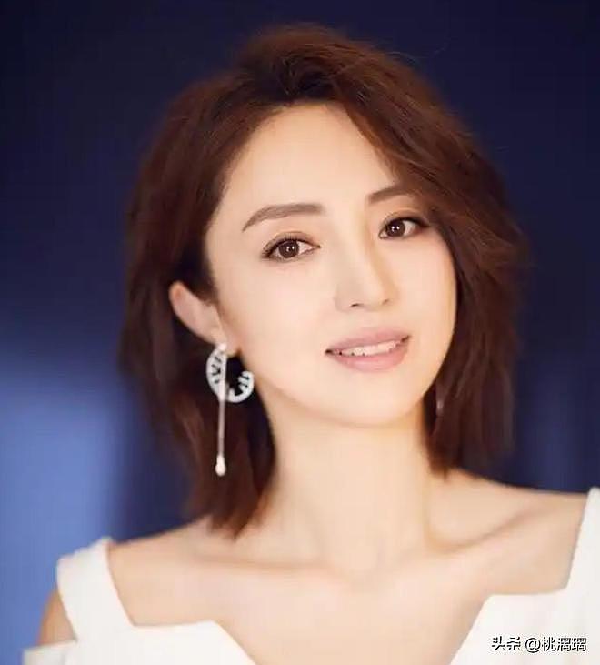 董璇再婚仅一月,让人担心的事情还是发生了,连倪萍也救不了她(组图) - 13