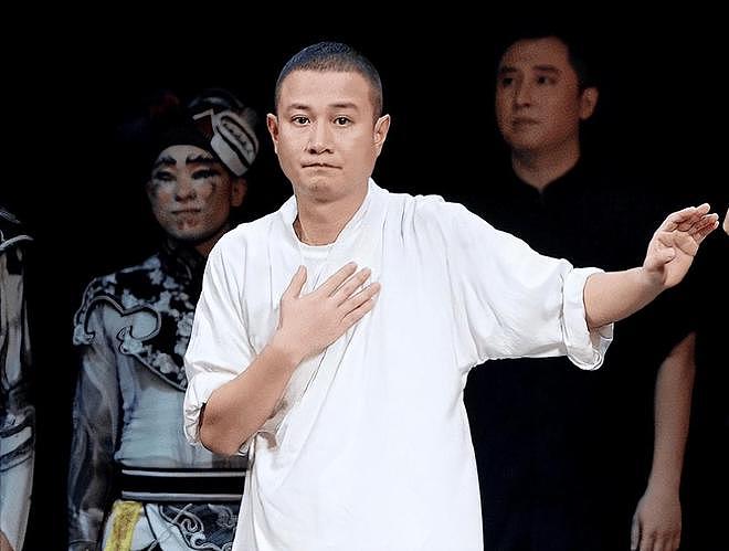文章新女友身份曝光，外貌酷似李小冉，知情网友称女方去年才离婚（组图） - 11