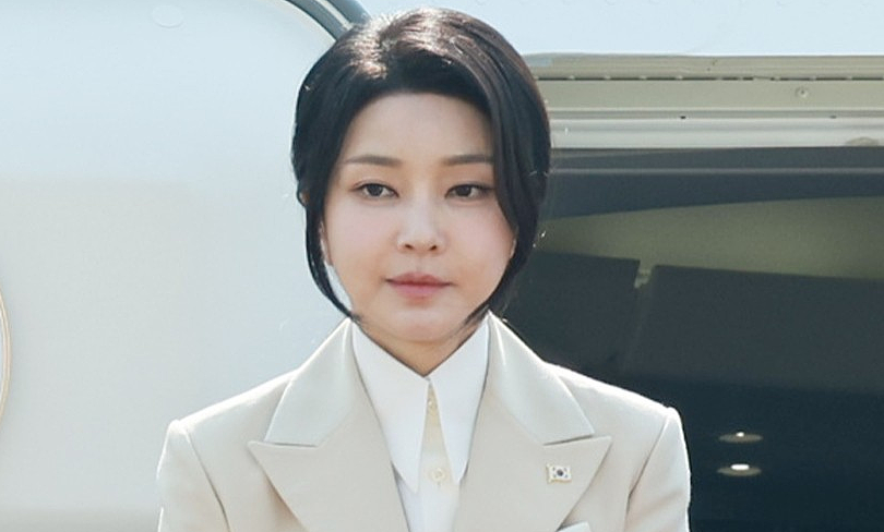 深夜突发:金建希被拘押!详情披露:将被单独监禁,只能睡地板,第一顿早餐曝光(租图) - 1