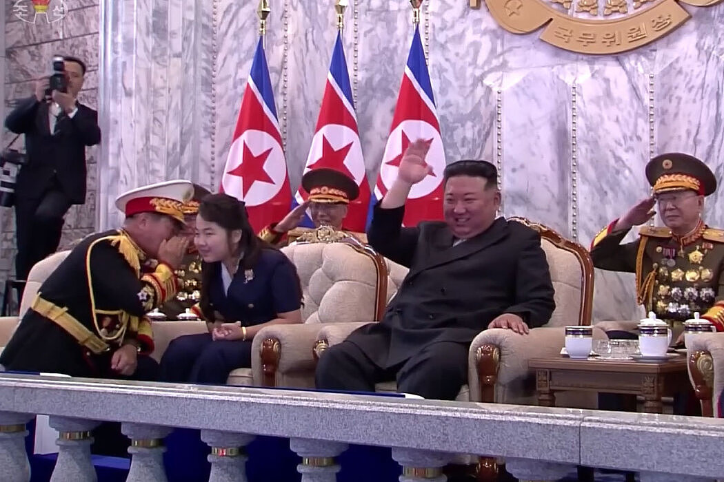 12岁的“伟大向导者”:金正恩如何为女儿打造接班人形象(组图) - 23