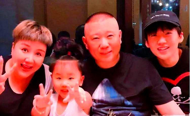郭麒麟靠父亲入圈赚大钱,却拒绝接受德云社?(组图) - 18