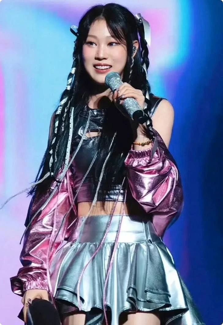 【情感】小沈阳女儿新歌爆火，曾被嘲“最丑星二代”，爱与自信才是父母最大的托举（组图） - 1