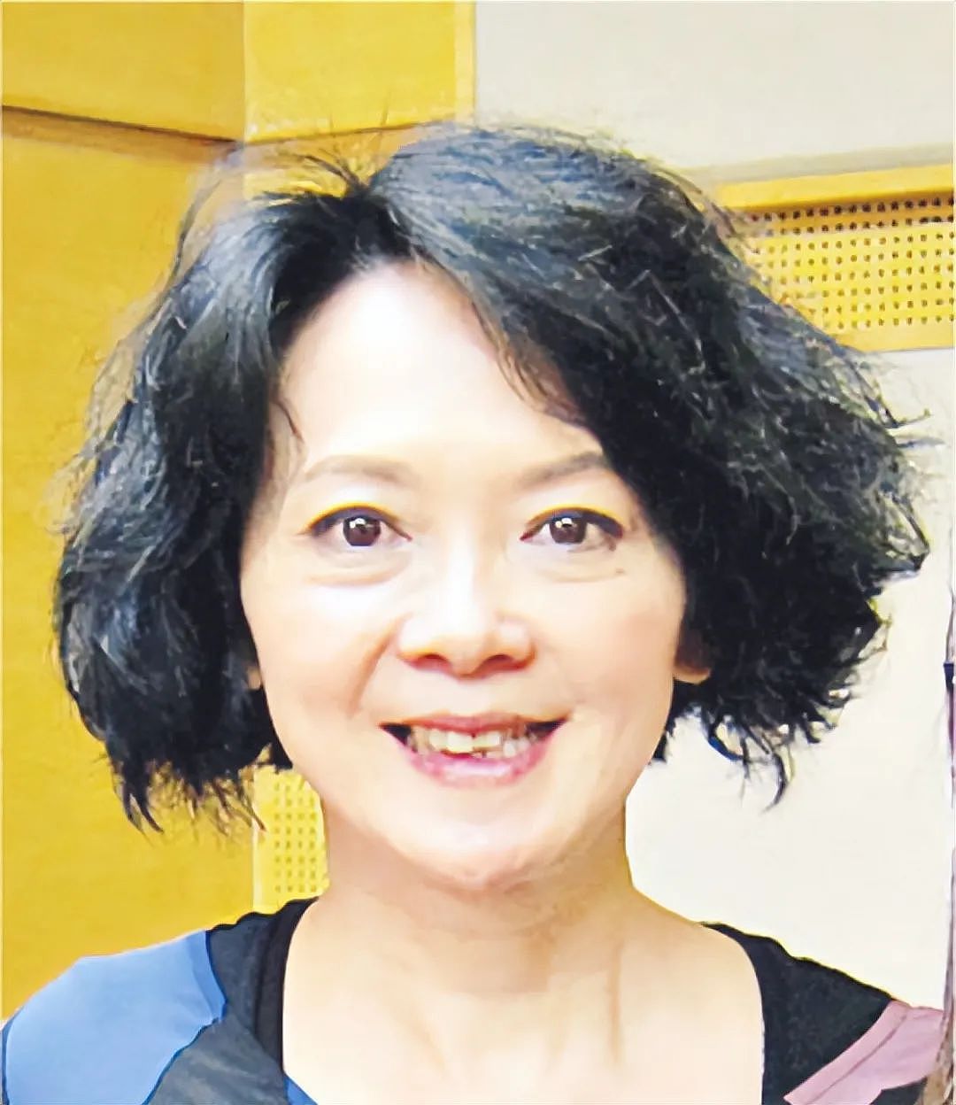香港顶流娱记突发疾病,紧急入ICU,曾手撕李嘉欣大骂成龙(组图) - 5