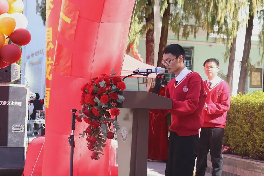 四川凉山“拄拐少年”被宁夏大学录取,录取通知书送达时他已因病离世(组图) - 3