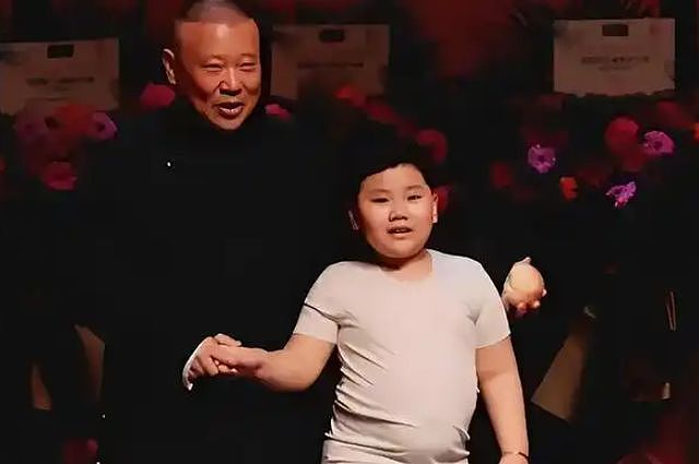 德云社家产之争落幕！郭麒麟拒继承，他用16年证明，没父爱也能赢（组图） - 12