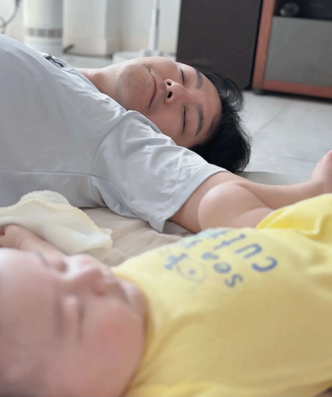 TVB力捧花旦疑带娃崩溃!老公为工作远走澳洲,绯闻男友留言引围观(组图) - 8