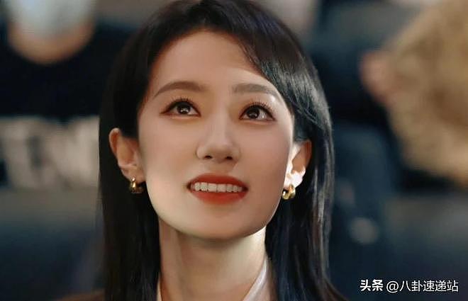 “被打回原形”两年后，再看张小斐在内娱的处境，孙俪全说对了（组图） - 9