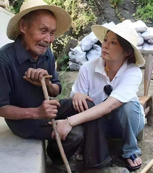 53岁袁立官宣退网!小12岁老公曝原因,晒夫妻合影超恩爱(组图) - 8