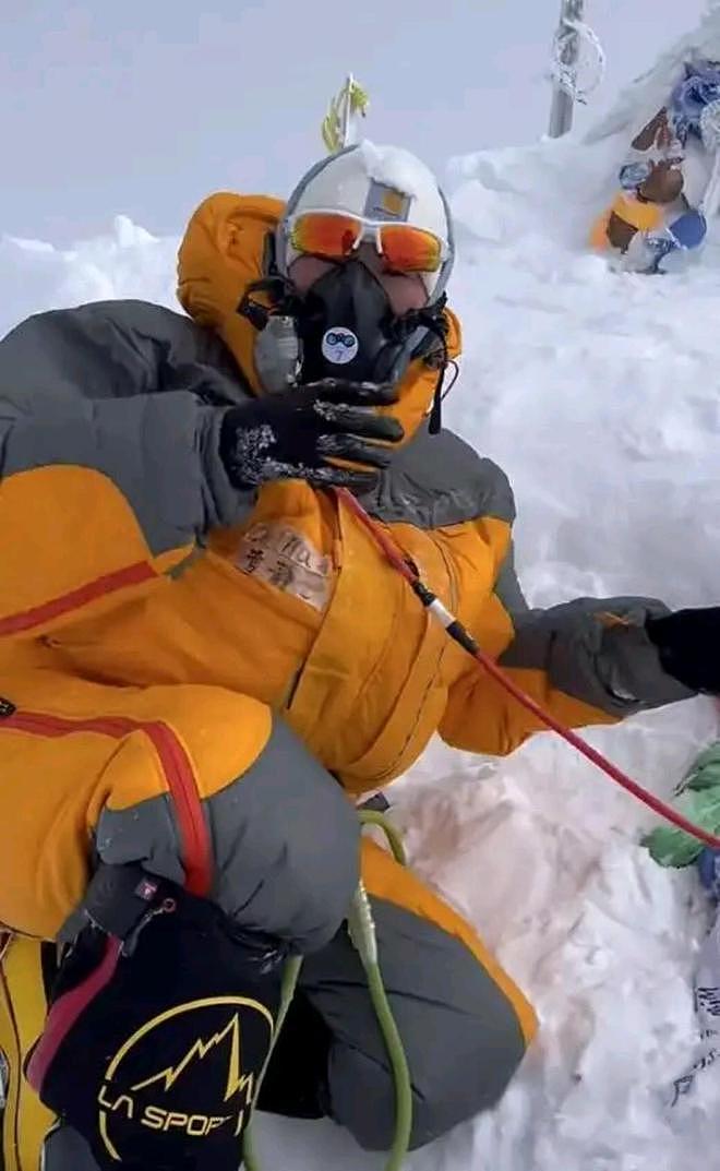 中国女登山家不幸遇难，登顶8611米高峰后下山，被落石击中（组图） - 2
