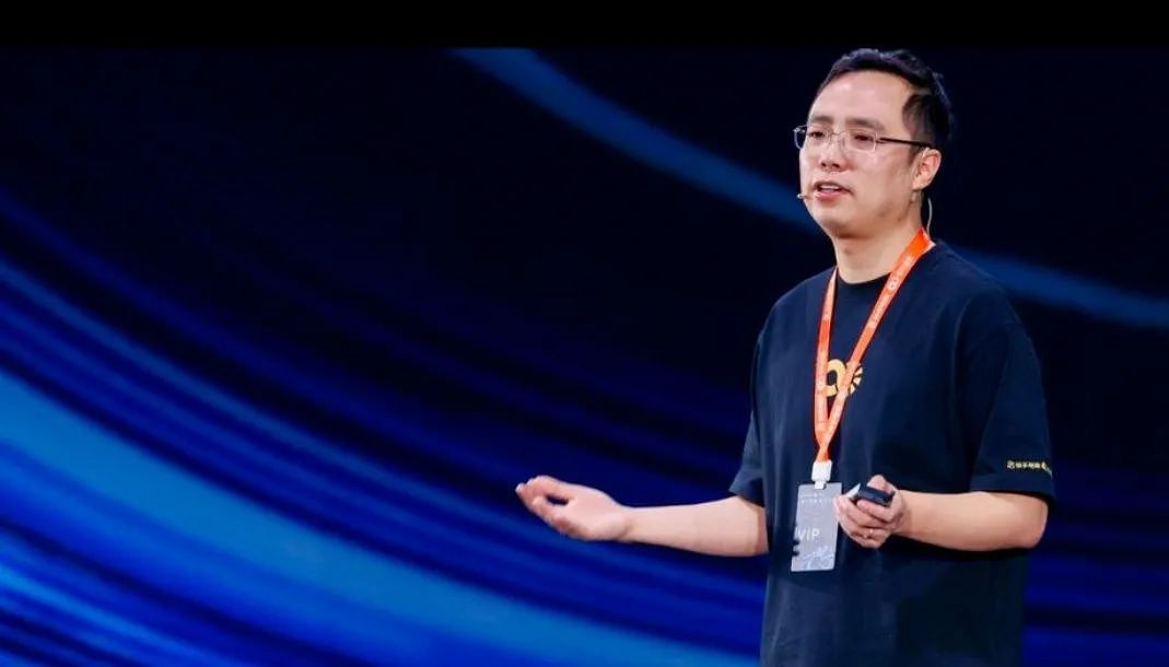 为“小儿子”猛砸百亿的快手，彻底被逼急了（组图） - 5