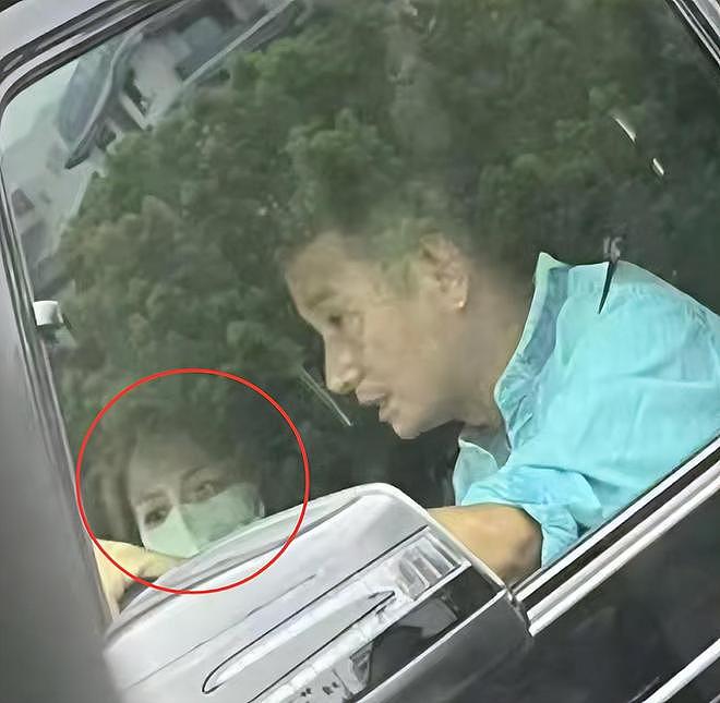 文章恋情曝光后首现身，左手戴戒指疑似二婚，与绯闻女友多次同台（组图） - 10