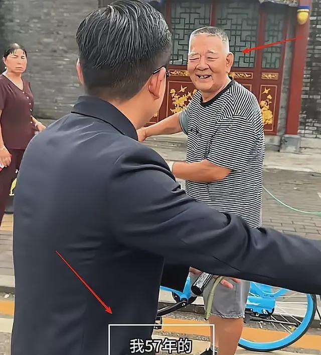 安徽博主小伙因长相酷似溥仪,接到横店邀约,网友:这叫老天爷赏饭吃(组图) - 7