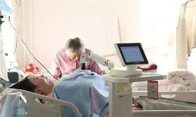 朱令安葬：她的悲剧警示中国良政善治之路离不开民主（组图） - 5