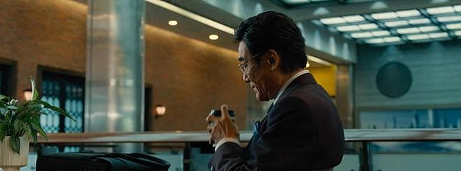 71岁成龙也“服老”了？看完他的新片，我想说：动作片就该这么拍（组图） - 1