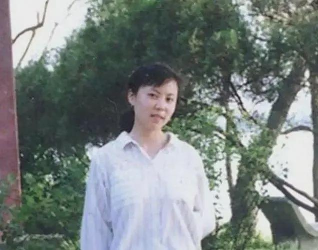 朱令骨灰安葬,八十岁父母公告:将一如既往追凶, 无论天涯海角(组图) - 3