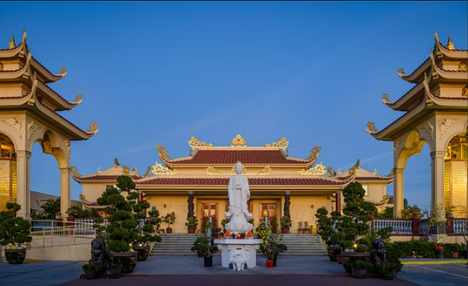南加州震惊丑闻！亚裔尼姑控方丈性侵、人口贩运，涉案超百人（组图） - 2