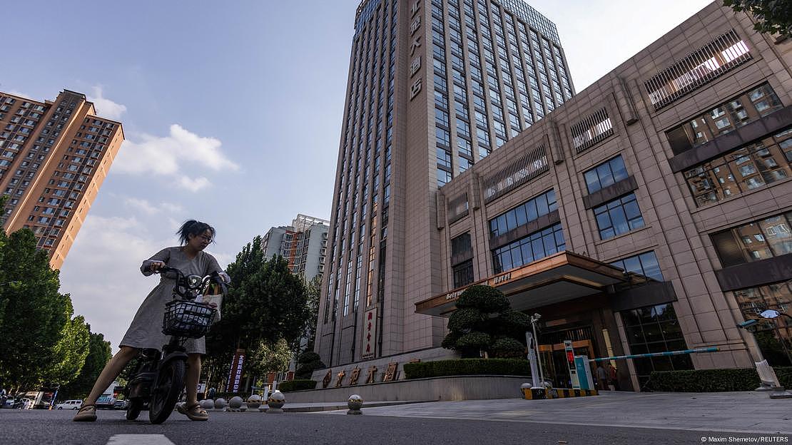 通缩压力下：中国五星级酒店开始摆摊（组图） - 3