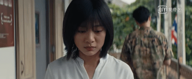 她是李现念念不忘的“初恋”，佟大为的“妹妹”，出道被嘲丑！17年后，她居然成这样了？（组图） - 14