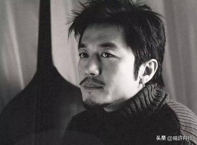 19岁的李嫣饭后抽电子烟，李亚鹏看在眼里毫无动作，看手法很娴熟（组图） - 6