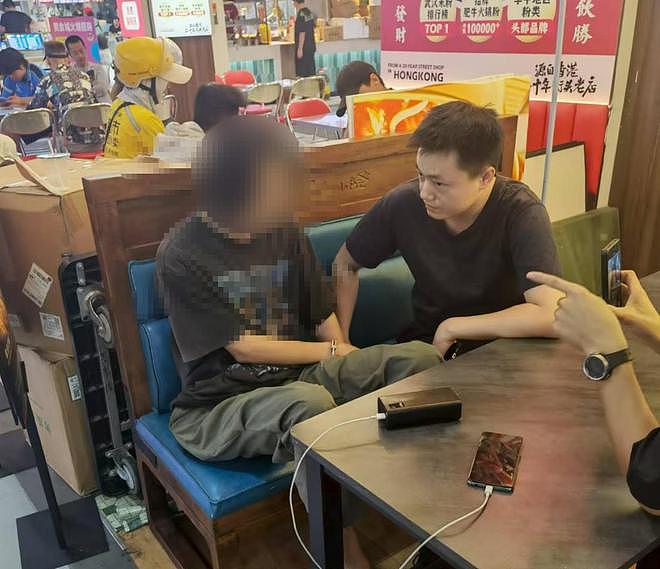 男子觉得跑外卖辛苦专偷同行外卖，被抓时在商场蹭空调（组图） - 4