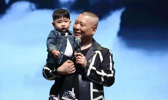 德云社家产之争落幕！郭麒麟拒继承，他用16年证明，没父爱也能赢（组图） - 14