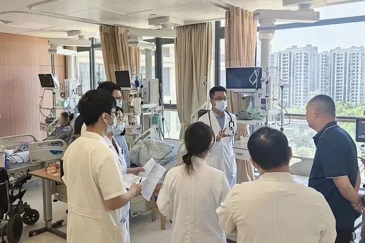 女高管手指发麻没在意,退休后查出“比癌更残忍的绝症”!自然生存期仅3-5年…(组图) - 2
