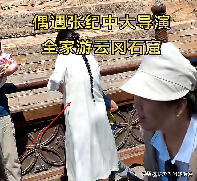 一个贪财一个好色？老夫少妻的“残酷”在74岁的张纪中身上应验了（组图） - 5