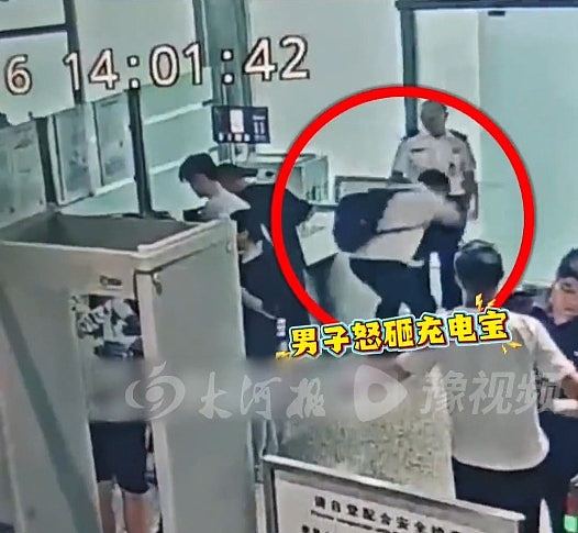上海浦东虹桥机场取消入口安检,中国城市过度安检成热议话题?(组图) - 4