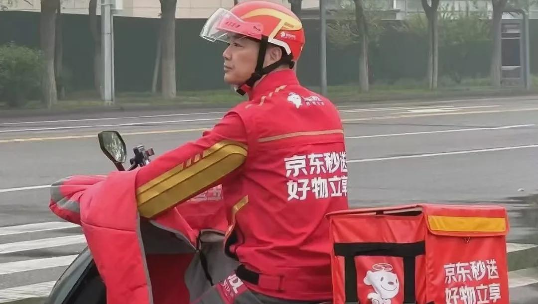 刘强东天要塌了,京东外卖血亏百亿,行业震惊(组图) - 7