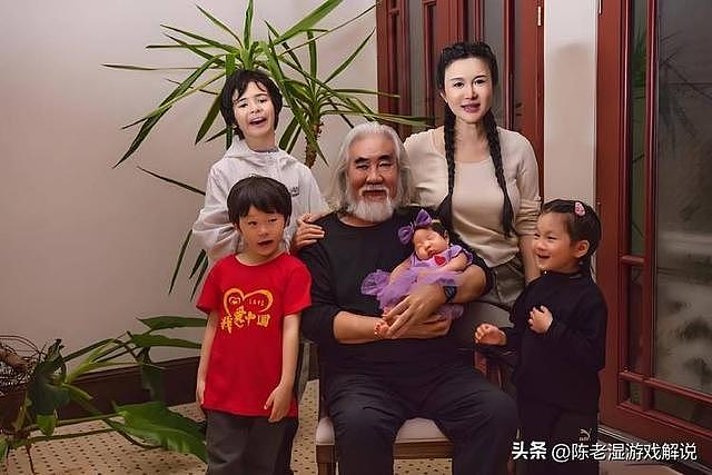 一个贪财一个好色？老夫少妻的“残酷”在74岁的张纪中身上应验了（组图） - 25