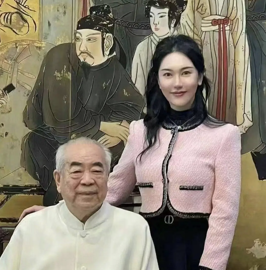 范曾被娇妻卷走20亿后续！网曝继子与娇妻同伙，直播甩卖亲签版画（组图） - 3