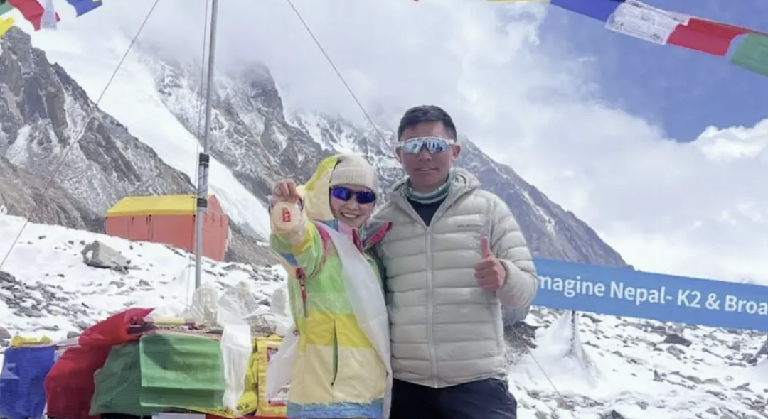 去年在珠峰倒立成名！华人女登山者攀世界第2高峰，遭落石砸中遇难（组图） - 4