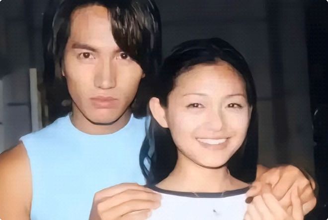 言承旭泪洒大S墓地，惊见钉子、躺椅，具俊晔的“深情”是真是假（组图） - 4