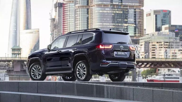 Toyota Land Cruiser 300去年卖破10万辆、中东占60%！「这国家」销量比日本多（组图） - 6