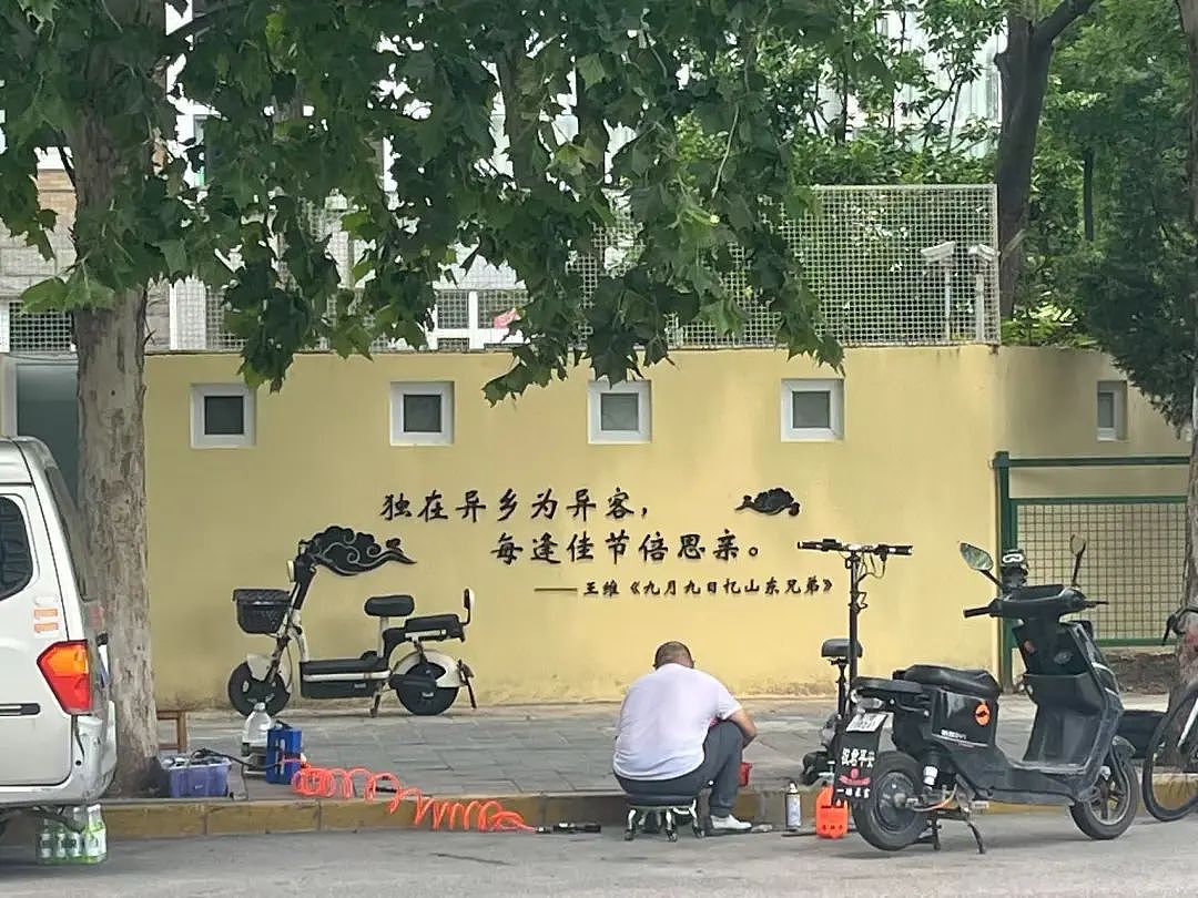 中国家庭进入“单漂时代”：妻子做老漂，丈夫守老家（组图） - 12
