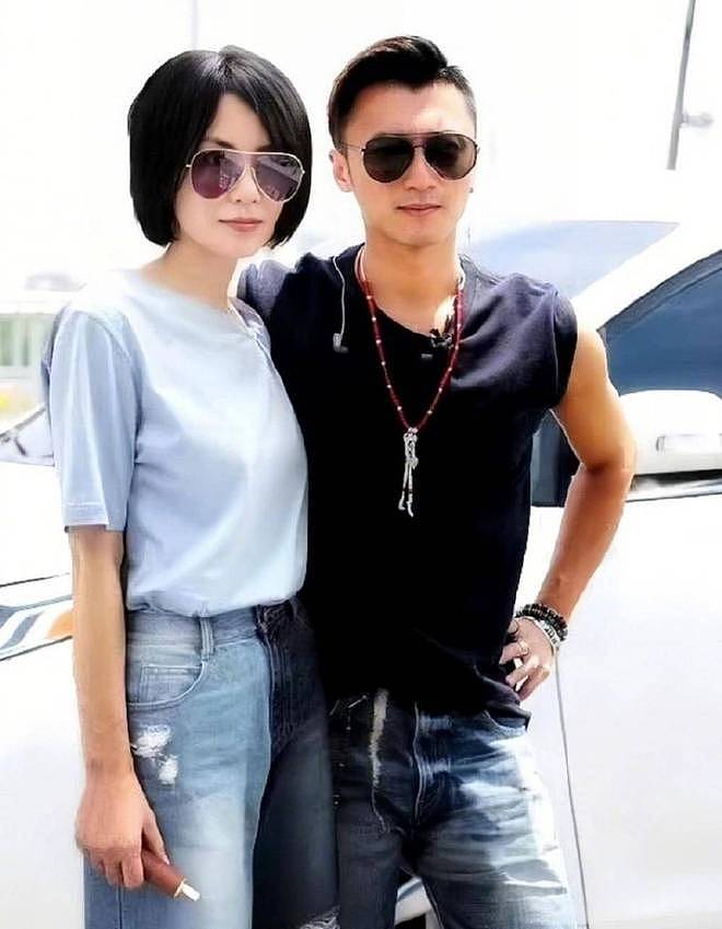 王晶曝谢霆锋张柏芝离婚原因:她很爱小谢,却经常边做饭边骂男方(组图) - 7