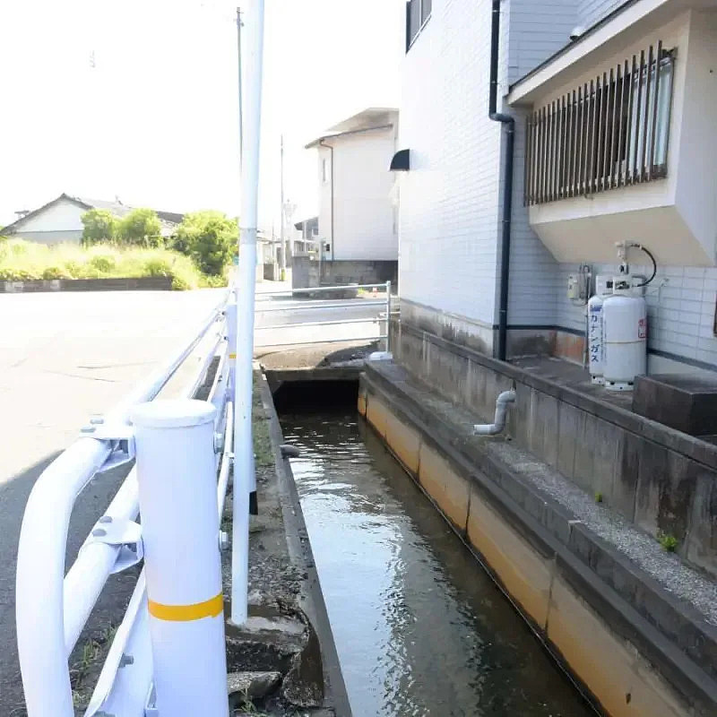 日男跌落水沟「全身烫伤」死亡，原因曝光（组图） - 1
